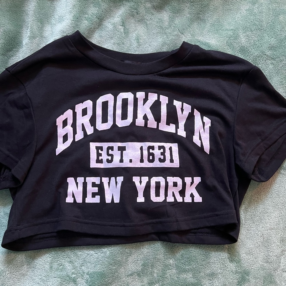 Cute black graphic top
